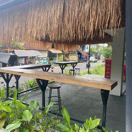 Paca'S Reggae Bar & Hostel Ambat 外观 照片